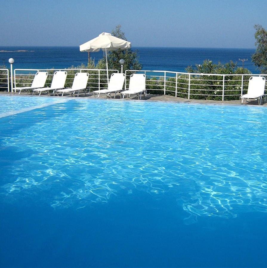 Hotel Plakures Falasarna Bagian luar foto