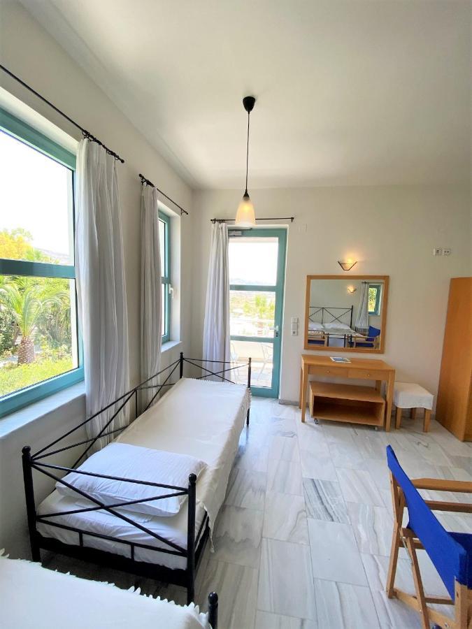 Hotel Plakures Falasarna Bagian luar foto