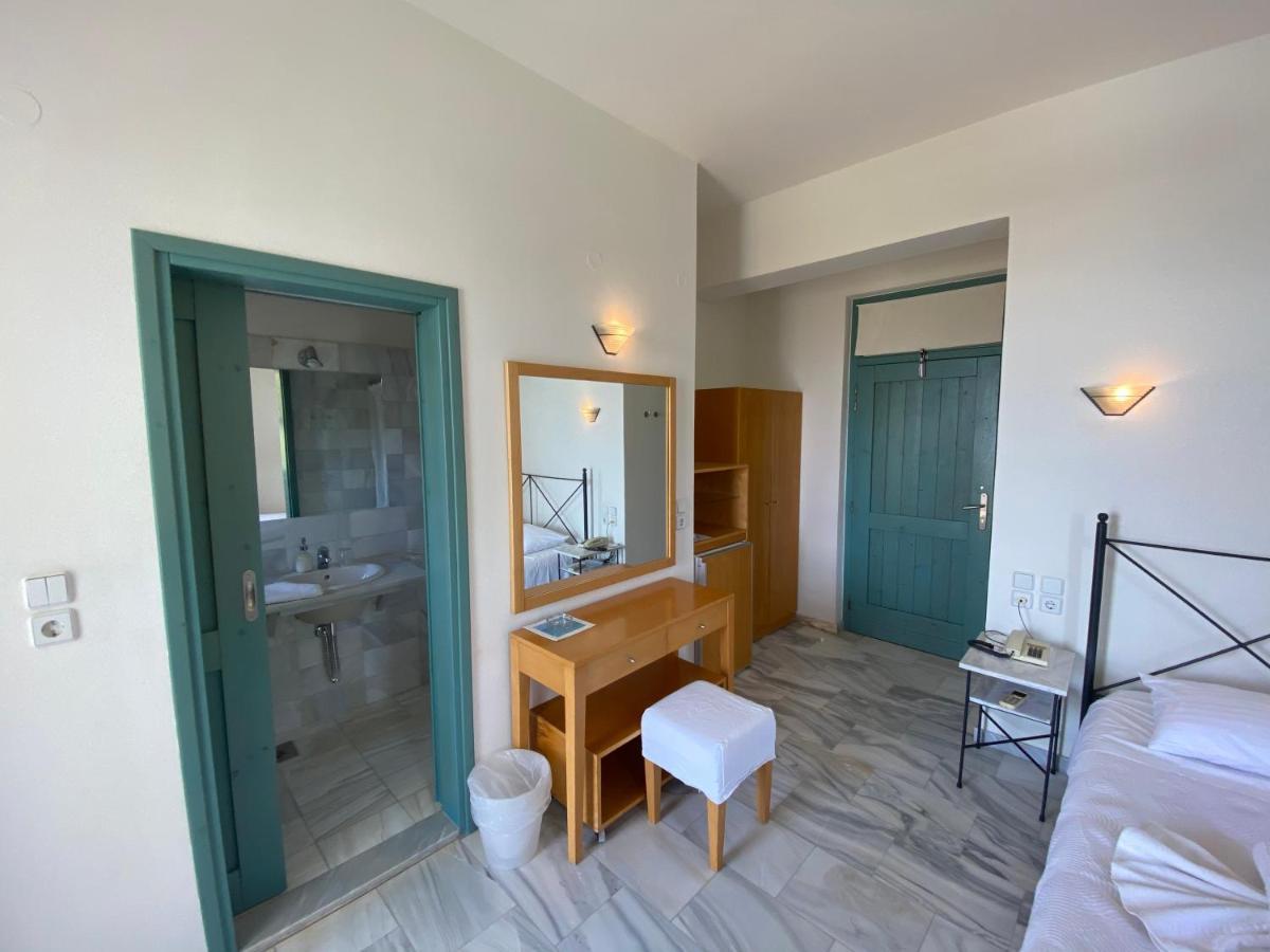 Hotel Plakures Falasarna Bagian luar foto