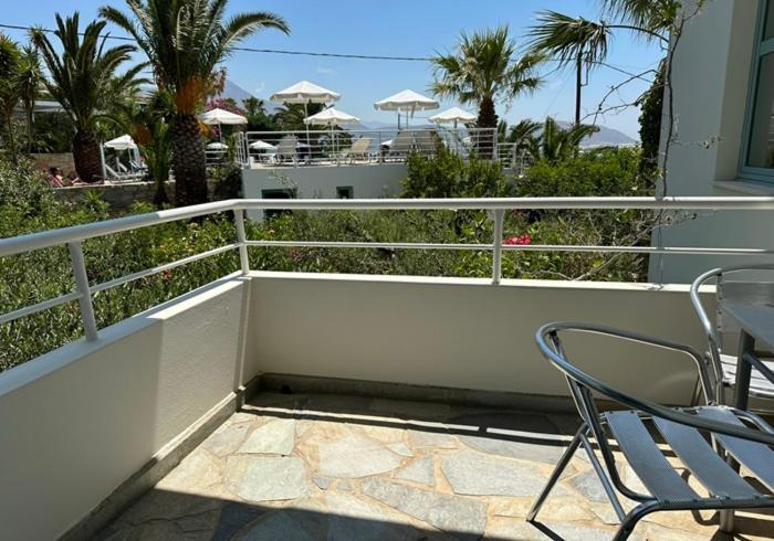 Hotel Plakures Falasarna Bagian luar foto